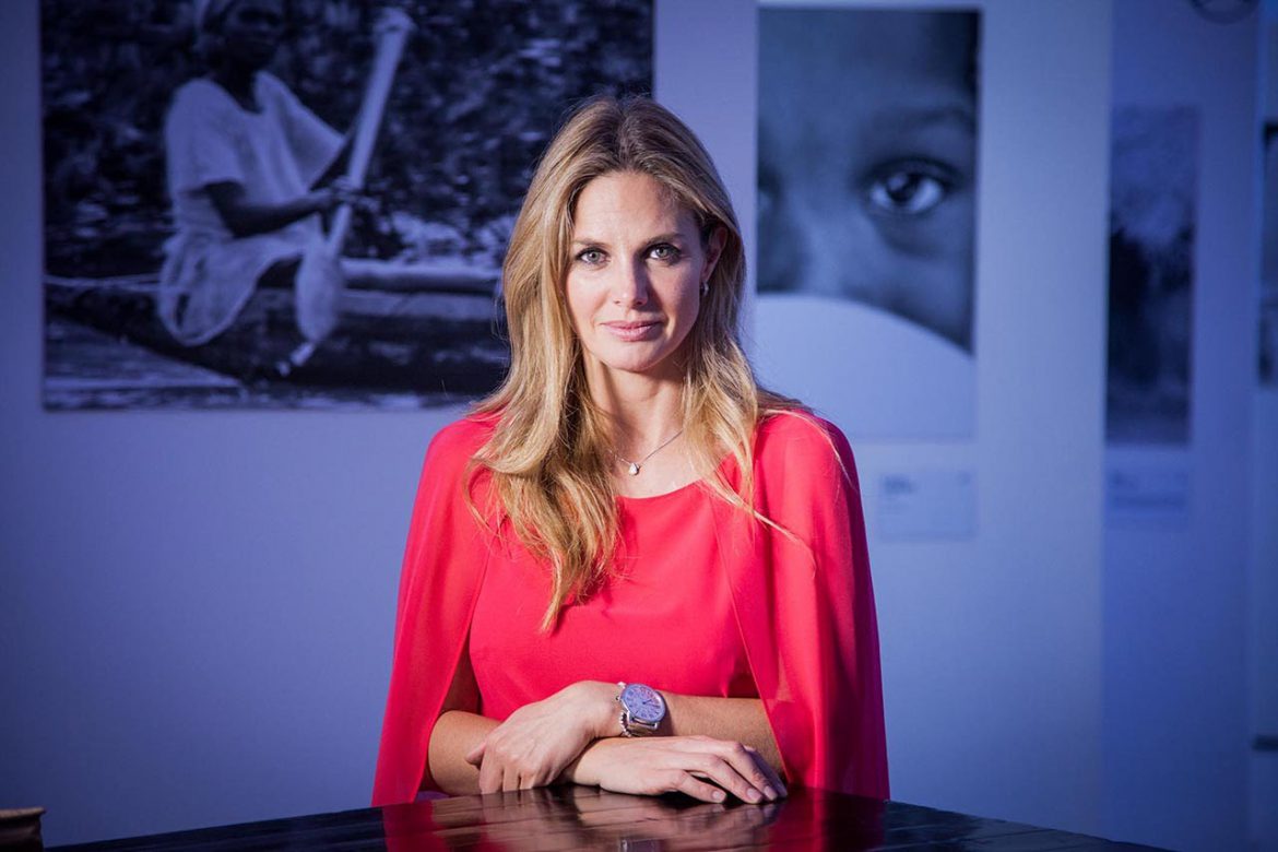 Genoveva Casanova, Premio de Honor Luxury a la Mujer más Elegante y Solidaria